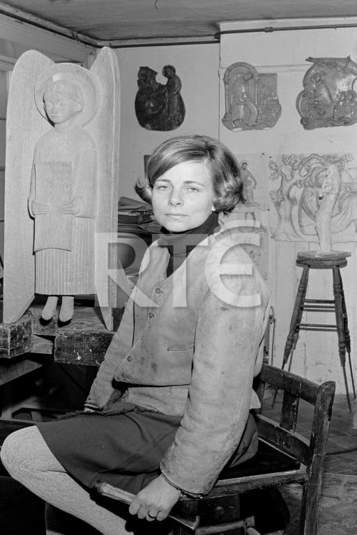  image for id 2053/076